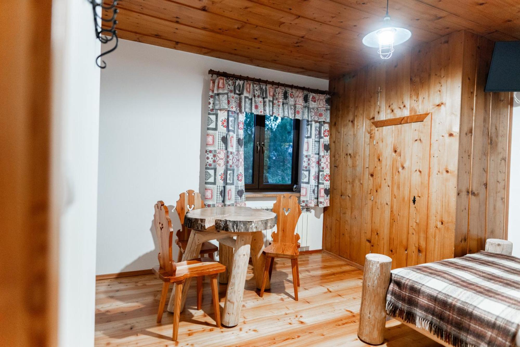 Ku Sosnie Lägenhet Bukowina Tatrzańska Exteriör bild