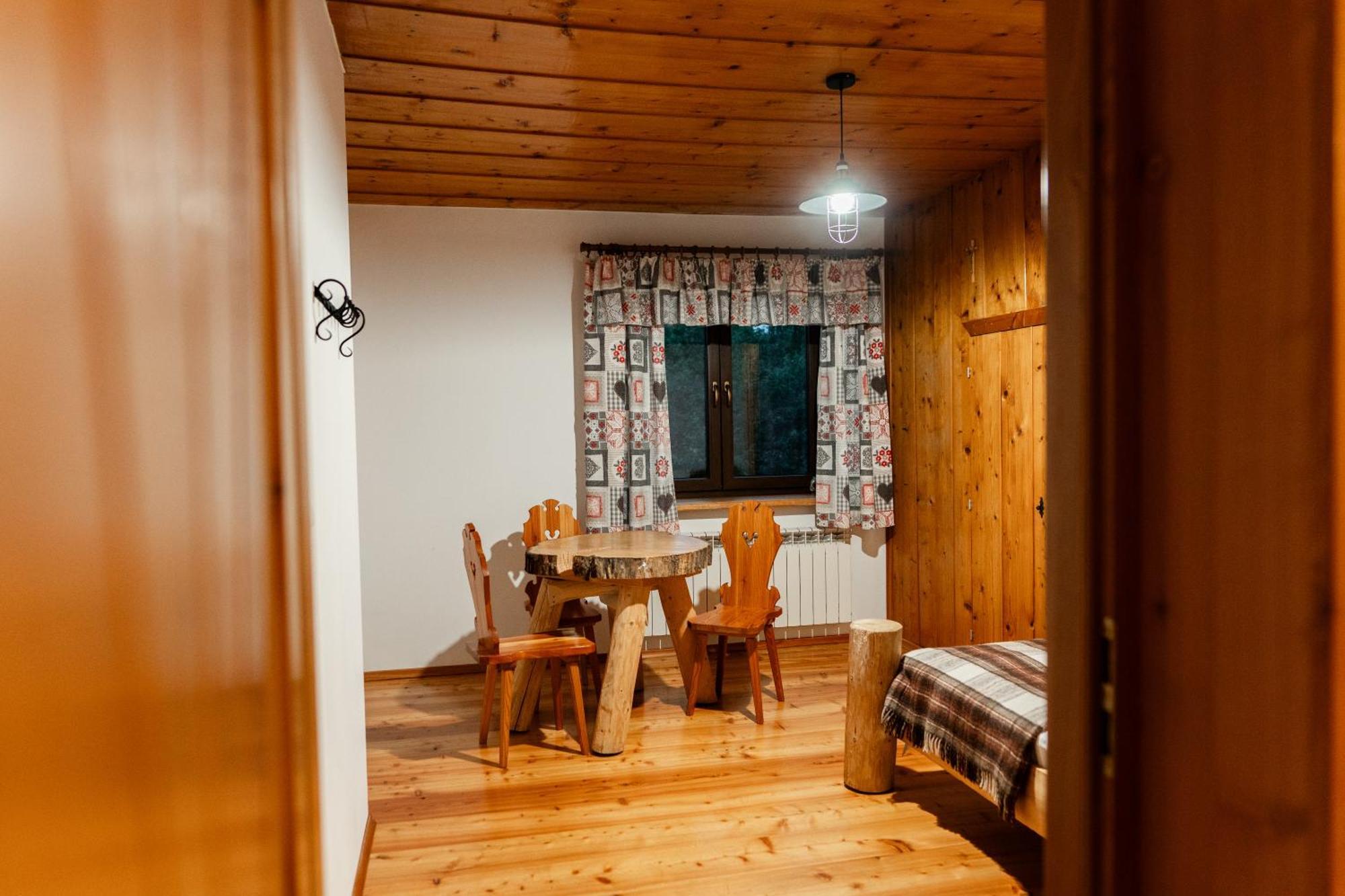Ku Sosnie Lägenhet Bukowina Tatrzańska Exteriör bild